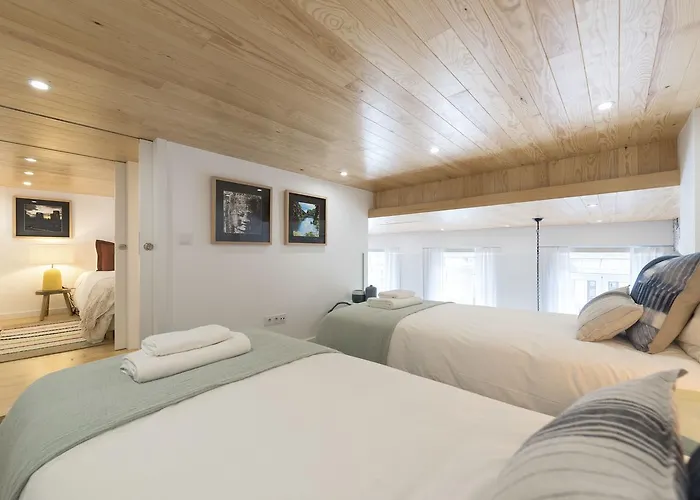 Bmyguest - Downtown Mezzanine Apartment